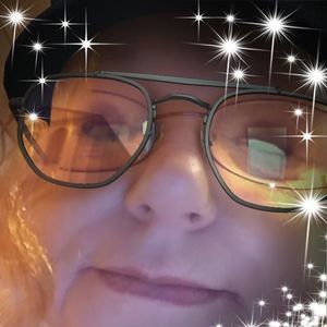 Meet your Posher, Pam